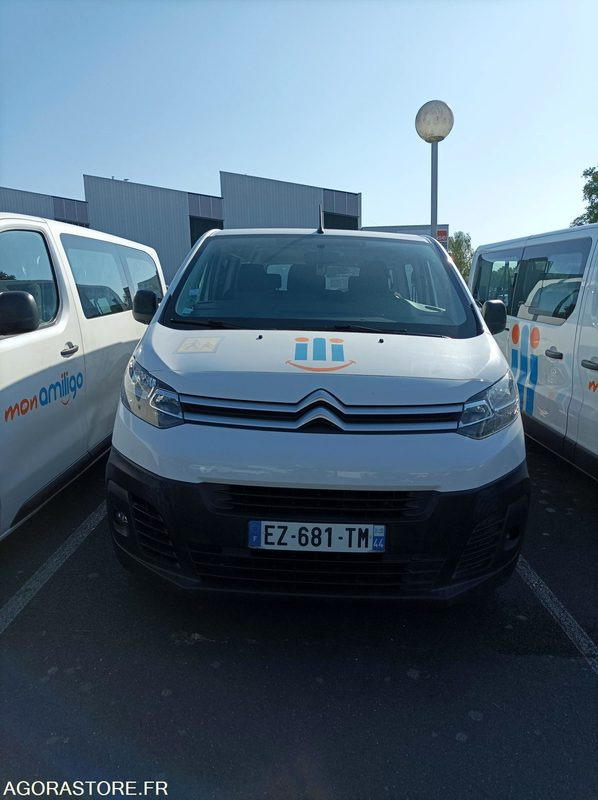 EZ-681-TM - Roulant - CITROEN JUMPY SPACE TOURER - 9 Places - 225 045 Kms - Kleinbus, Personentransporter: das Bild 4 EZ-681-TM - Roulant - CITROEN JUMPY SPACE TOURER - 9 Places - 225 045 Kms - Kleinbus, Personentransporter: das Bild 4