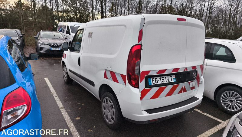 FIAT DOBLO - 02/11/2016 - 66549kms - EG151LT - Kleintransporter: das Bild 2 FIAT DOBLO - 02/11/2016 - 66549kms - EG151LT - Kleintransporter: das Bild 2