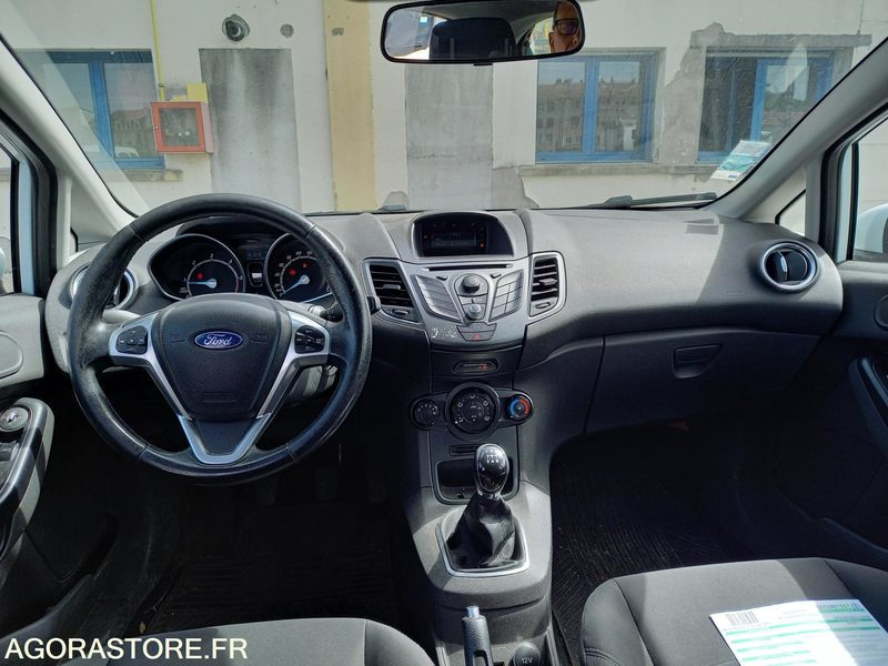 FORD FIESTA TDCI 70 FAP TREND -5 PORTES - PKW: das Bild 4 FORD FIESTA TDCI 70 FAP TREND -5 PORTES - PKW: das Bild 4