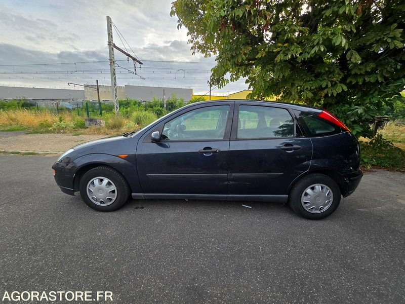 FORD FOCUS 1.6 - ESSENCE - 158 000 KM - PKW: das Bild 1 FORD FOCUS 1.6 - ESSENCE - 158 000 KM - PKW: das Bild 1