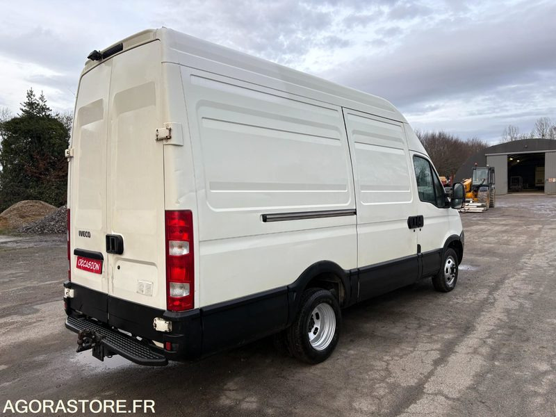 FOURGON IVECO DAILY 180 CV - Kastenwagen: das Bild 5 FOURGON IVECO DAILY 180 CV - Kastenwagen: das Bild 5