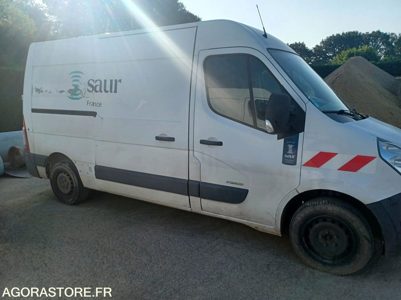 FOURGON RENAULT MASTER L2H2 - 3530000 KM - 2011 / BJ862LC - Kastenwagen: das Bild 2 FOURGON RENAULT MASTER L2H2 - 3530000 KM - 2011 / BJ862LC - Kastenwagen: das Bild 2