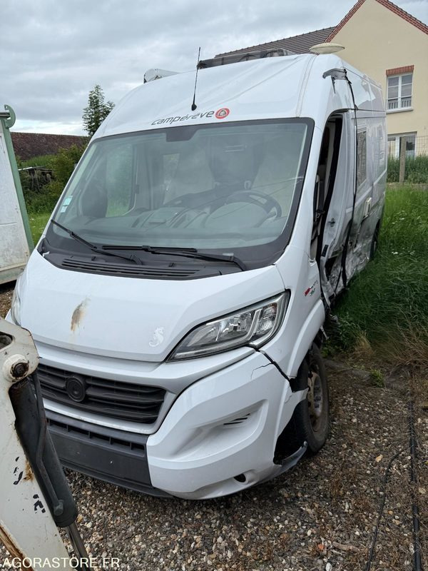 Fiat Ducato, camping-car - 2017 - 62000km - accidenté - Camper Van: das Bild 2 Fiat Ducato, camping-car - 2017 - 62000km - accidenté - Camper Van: das Bild 2