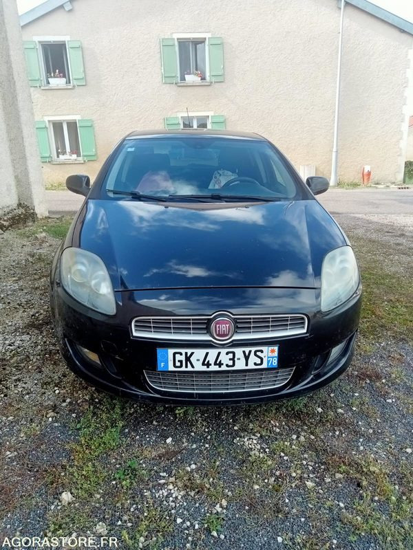 Fiat bravo 1 er mise en circulation 2010 - PKW: das Bild 1 Fiat bravo 1 er mise en circulation 2010 - PKW: das Bild 1