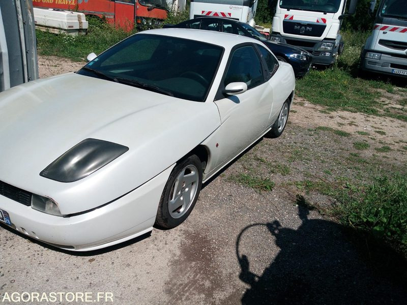 Fiat coupée 2.0L 20V - PKW: das Bild 2 Fiat coupée 2.0L 20V - PKW: das Bild 2