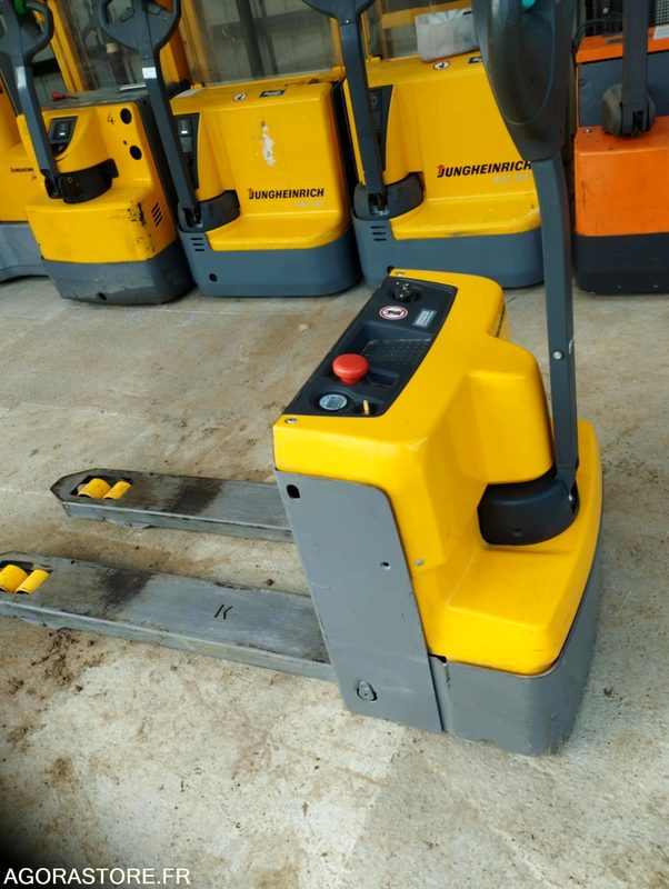 JUNGHEINRICH EJE M13 - 2024 - Transpalette électrique - Flurförderzeug: das Bild 1 JUNGHEINRICH EJE M13 - 2024 - Transpalette électrique - Flurförderzeug: das Bild 1