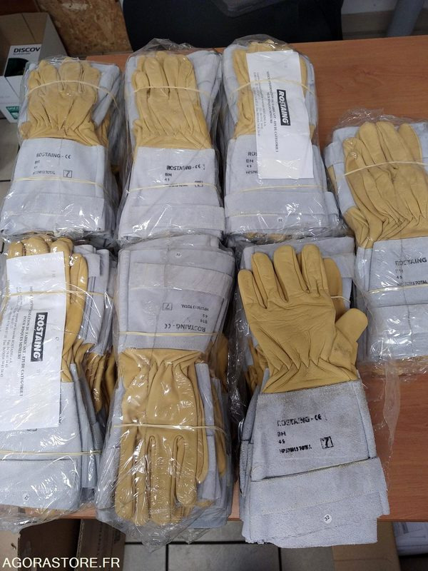 GANTS CUIR AVEC LONGUE MANCHETTE TAILLE 7 - LOT 70 PAIRES - Werkzeug/ Gerät: das Bild 1 GANTS CUIR AVEC LONGUE MANCHETTE TAILLE 7 - LOT 70 PAIRES - Werkzeug/ Gerät: das Bild 1