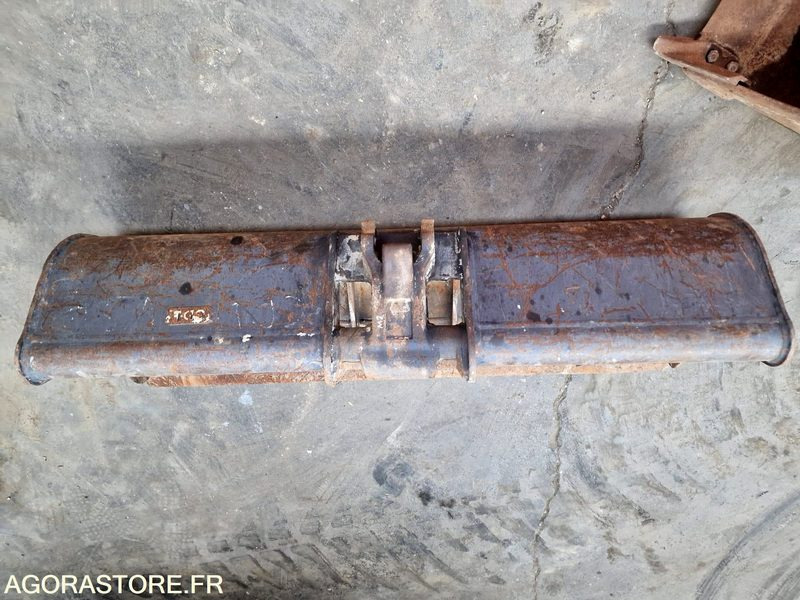 GODET (140) ADAPTE ATTACHE MORIN M5 - Baggerschaufel: das Bild 1 GODET (140) ADAPTE ATTACHE MORIN M5 - Baggerschaufel: das Bild 1