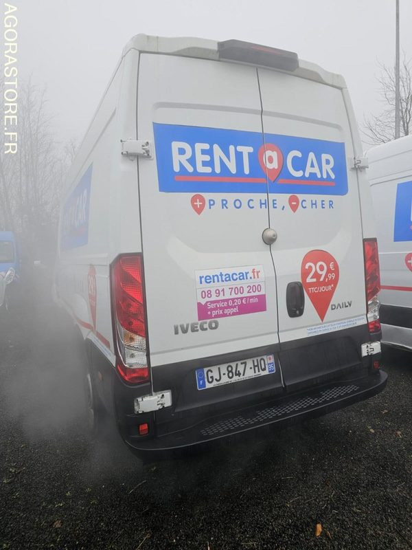 Iveco daily 35S14 - 2022 - 8815 Kms - Kastenwagen: das Bild 4 Iveco daily 35S14 - 2022 - 8815 Kms - Kastenwagen: das Bild 4