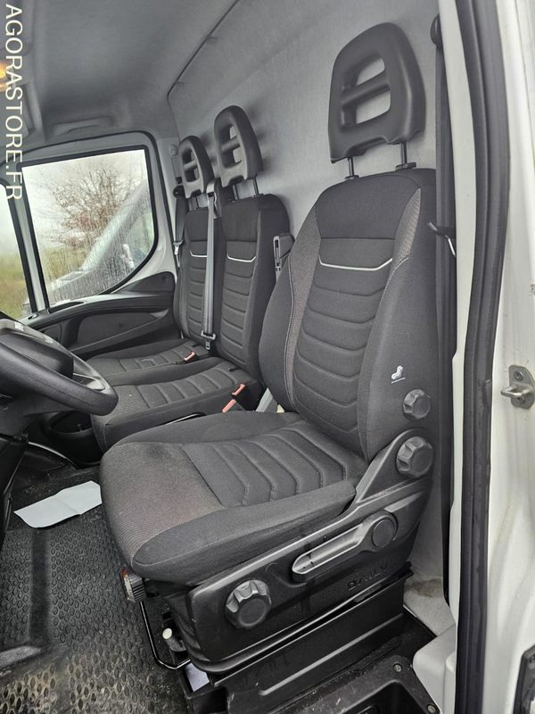Iveco daily 35S14 - 2022 - 8815 Kms - Kastenwagen: das Bild 5 Iveco daily 35S14 - 2022 - 8815 Kms - Kastenwagen: das Bild 5