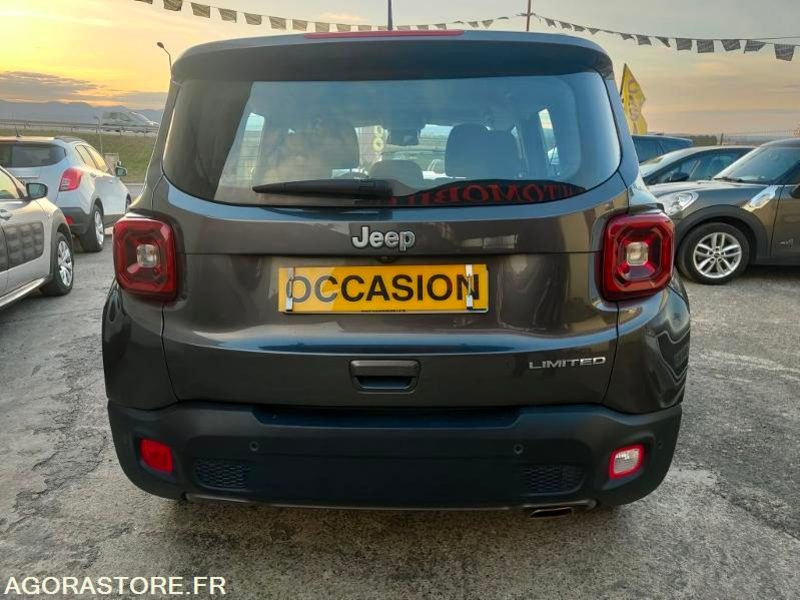 JEEP RENEGADE - SUV/ Geländewagen: das Bild 4 JEEP RENEGADE - SUV/ Geländewagen: das Bild 4