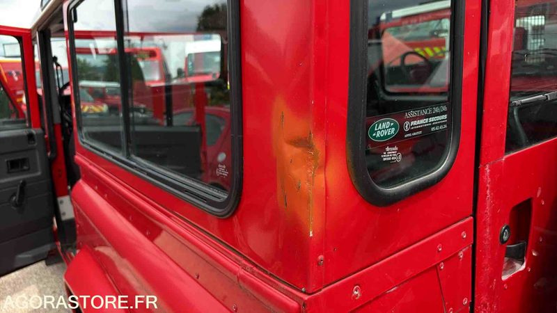 LAND ROVER DÉFENDER 110 SW 48 484 Kms - 1996 -1081 VS 74 - SUV/ Geländewagen: das Bild 5 LAND ROVER DÉFENDER 110 SW 48 484 Kms - 1996 -1081 VS 74 - SUV/ Geländewagen: das Bild 5