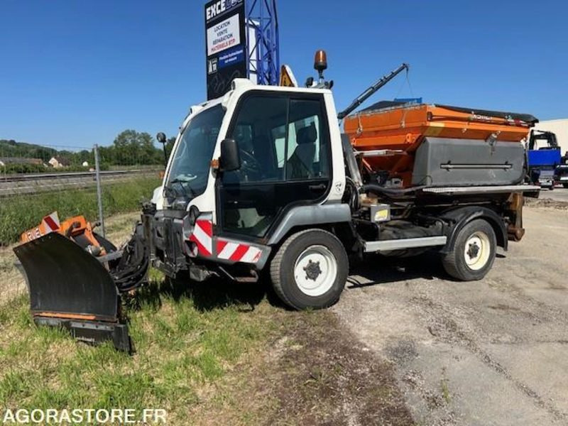 LKW LINDNER UNITRAC 102C AMPLIROLL + LAME + SALEUSE 2008 5050 HEURES: das Bild 7