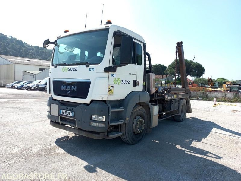 MAN 19T/MULTIBENNE - BZ163BT - 2008 / 531 165 KM - LKW: das Bild 1 MAN 19T/MULTIBENNE - BZ163BT - 2008 / 531 165 KM - LKW: das Bild 1
