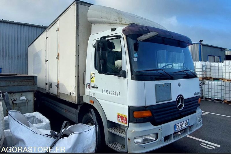 MERCEDES ATEGO Hayon ADR - CN-957-BD - 1998 / 457 456 KM - LKW: das Bild 4 MERCEDES ATEGO Hayon ADR - CN-957-BD - 1998 / 457 456 KM - LKW: das Bild 4