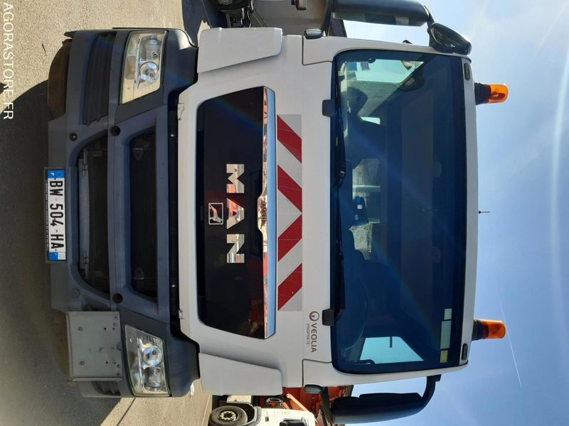 PORTEUR AMPLIROLL MAN TGS 26.400 (R51996) - BRAS GUIMA PALFINGER-2011-563 000 Km - LKW: das Bild 2 PORTEUR AMPLIROLL MAN TGS 26.400 (R51996) - BRAS GUIMA PALFINGER-2011-563 000 Km - LKW: das Bild 2