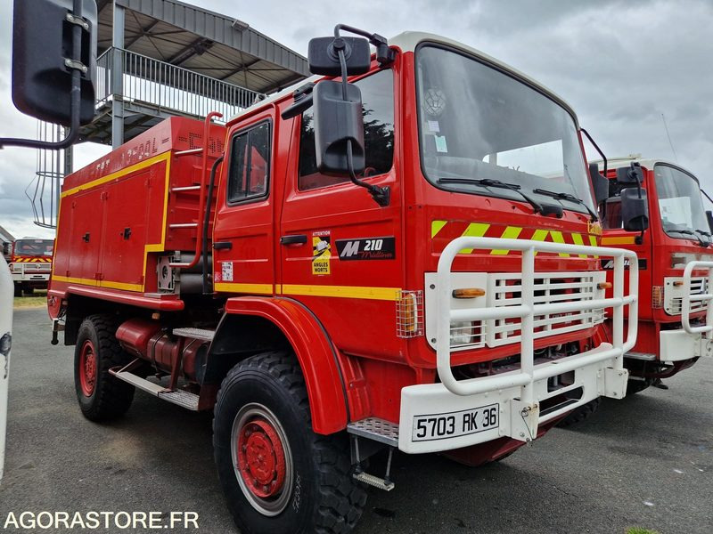 Renault Midliner 210 - 5703RK36 - LKW: das Bild 2 Renault Midliner 210 - 5703RK36 - LKW: das Bild 2