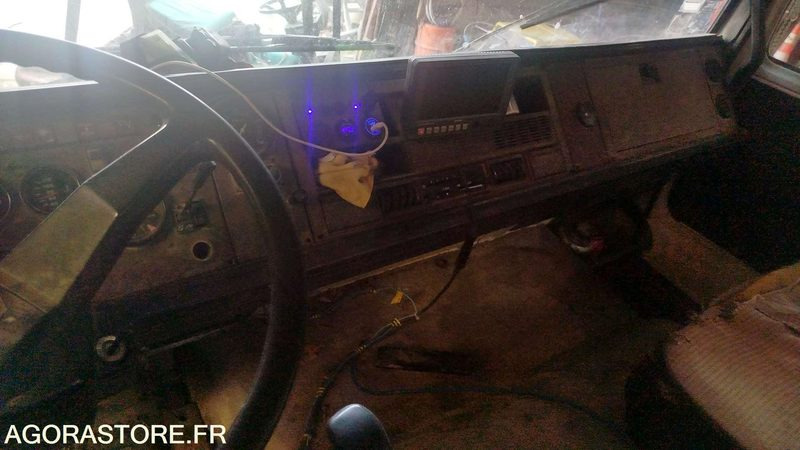 Renault Poids lourd G230 - 1985 - 564616KM - LKW: das Bild 5 Renault Poids lourd G230 - 1985 - 564616KM - LKW: das Bild 5