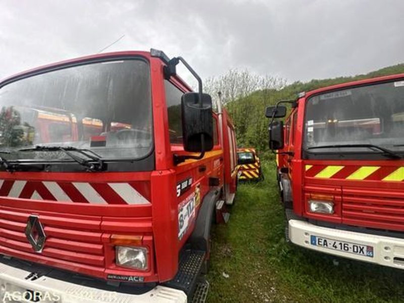 Renault S180 midler - 2470JK46 - LKW: das Bild 1 Renault S180 midler - 2470JK46 - LKW: das Bild 1