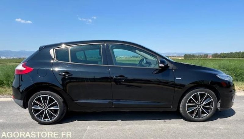 MEGANE 1.2 L TCE 115 CH BOSE EDITION - 2013 - 97 595 kms - PKW: das Bild 1 MEGANE 1.2 L TCE 115 CH BOSE EDITION - 2013 - 97 595 kms - PKW: das Bild 1