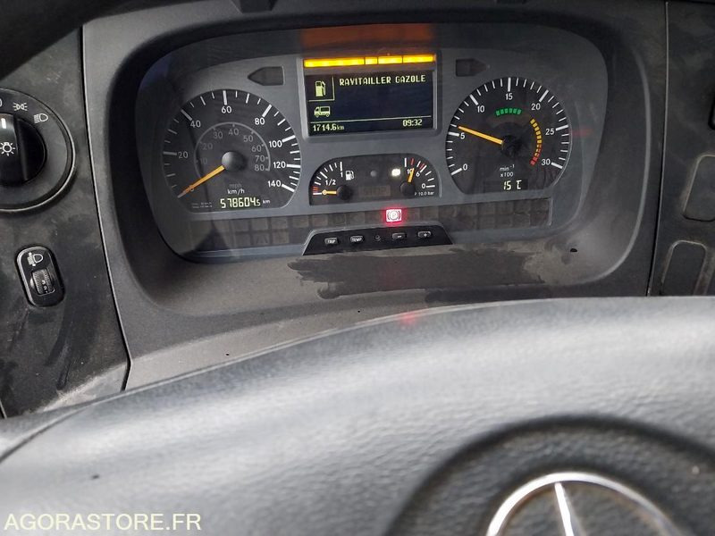 MERCEDES AXOR 1828N - 2002 / 578 610 KM - Fahrgestell LKW: das Bild 5 MERCEDES AXOR 1828N - 2002 / 578 610 KM - Fahrgestell LKW: das Bild 5