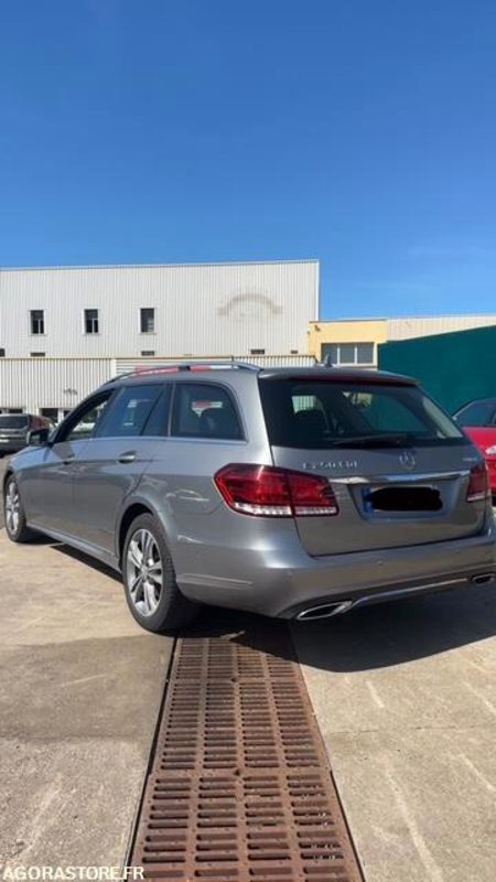MERCEDES E250 CDI 4MATIC - Kombi: das Bild 2 MERCEDES E250 CDI 4MATIC - Kombi: das Bild 2
