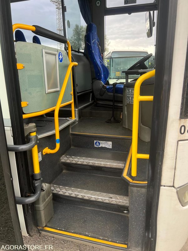 MERCEDES INTOURO 12.98m N°083212 - Kleinbus, Personentransporter: das Bild 5 MERCEDES INTOURO 12.98m N°083212 - Kleinbus, Personentransporter: das Bild 5