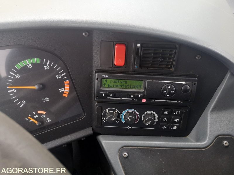 MERCEDES INTOURO M 08519 619599 kms 2008 - Schulbus: das Bild 5 MERCEDES INTOURO M 08519 619599 kms 2008 - Schulbus: das Bild 5