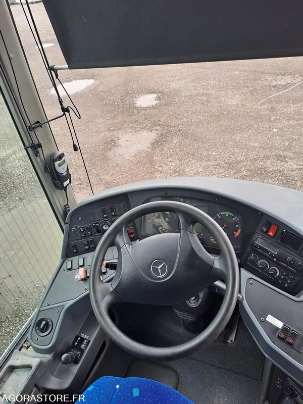 Schulbus MERCEDES INTOURO N°111043: das Bild 7 Schulbus MERCEDES INTOURO N°111043: das Bild 7