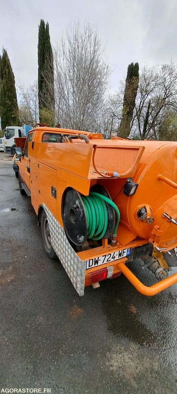 MINI COMBINE RIVARD/TOYOTA 2002 DW724WF (VENTE UNIQUEMENT EXPORT) - SUV/ Geländewagen: das Bild 5 MINI COMBINE RIVARD/TOYOTA 2002 DW724WF (VENTE UNIQUEMENT EXPORT) - SUV/ Geländewagen: das Bild 5