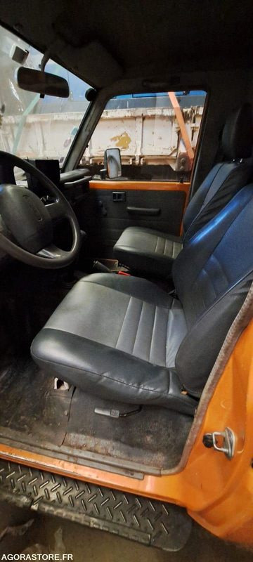 MINI COMBINE RIVARD TOYOTA AT052SN (VENTE UNIQUEMENT EXPORT) - SUV/ Geländewagen: das Bild 2 MINI COMBINE RIVARD TOYOTA AT052SN (VENTE UNIQUEMENT EXPORT) - SUV/ Geländewagen: das Bild 2