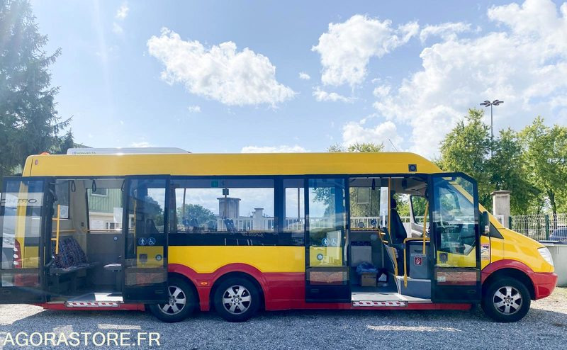 MINIBUS MERCEDES SPRINTER CITY 77 - 2015 - 159000km - Kleinbus, Personentransporter: das Bild 2 MINIBUS MERCEDES SPRINTER CITY 77 - 2015 - 159000km - Kleinbus, Personentransporter: das Bild 2