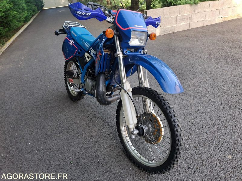 MOTO-KAWASAKI-125-KDX-1997 - Motorrad: das Bild 2 MOTO-KAWASAKI-125-KDX-1997 - Motorrad: das Bild 2