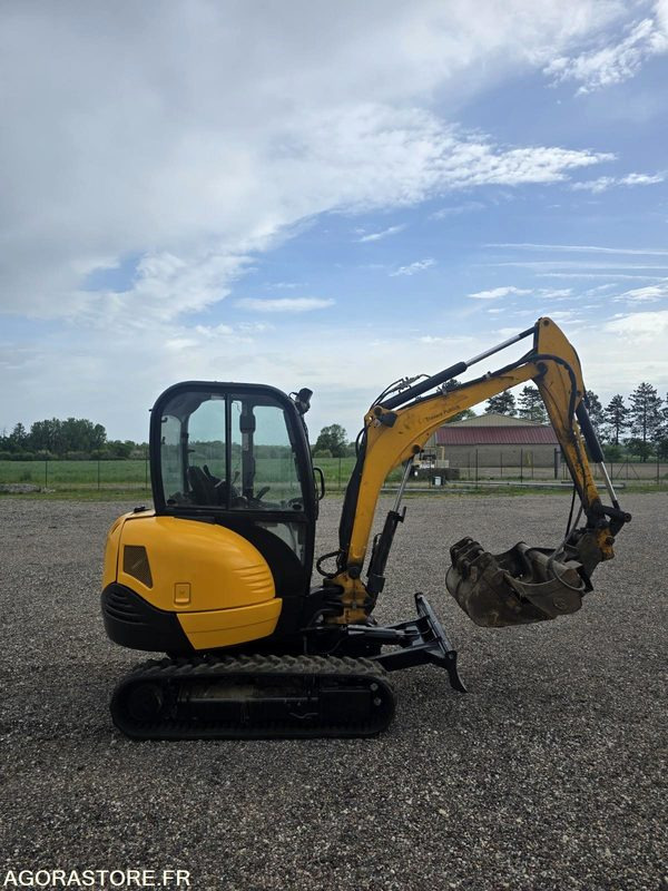 Minipelle JCB 8026 CTS - 2020 - avec remorque 3T - Bagger: das Bild 3 Minipelle JCB 8026 CTS - 2020 - avec remorque 3T - Bagger: das Bild 3