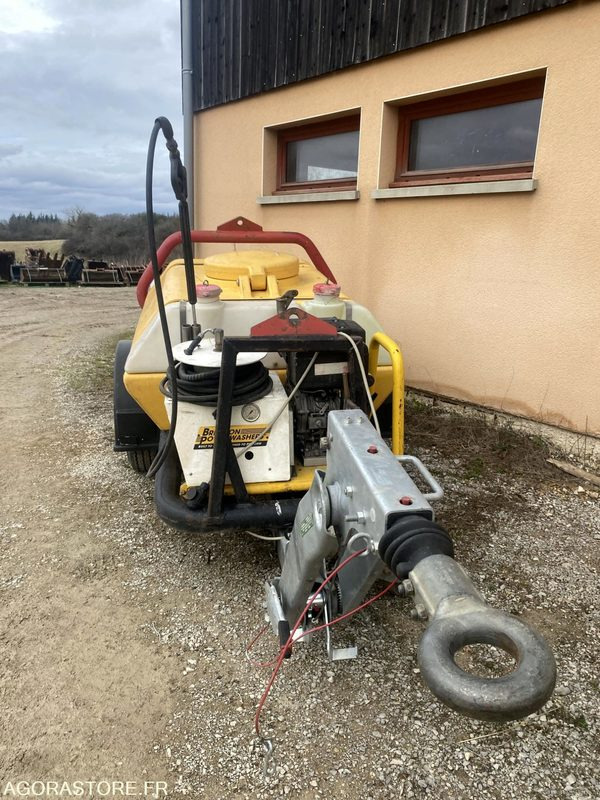 Nettoyeur haute-pression Diesel sur remorque BRENDON BB1000 - Hochdruckreiniger: das Bild 2 Nettoyeur haute-pression Diesel sur remorque BRENDON BB1000 - Hochdruckreiniger: das Bild 2
