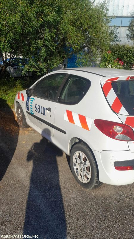 PEUGEOT 206 + BA583LQ // 2010 // NON ROULANT // ETAT INCONNU - PKW: das Bild 4 PEUGEOT 206 + BA583LQ // 2010 // NON ROULANT // ETAT INCONNU - PKW: das Bild 4