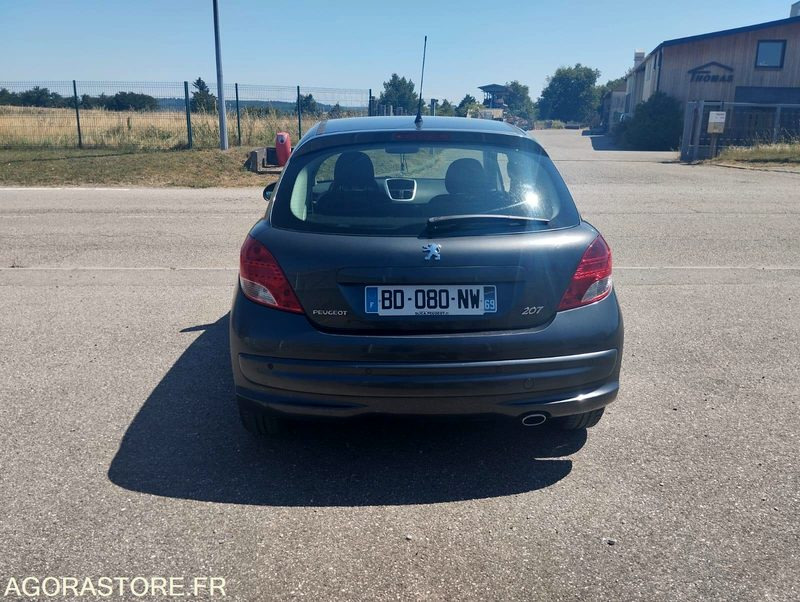 PEUGEOT 207 - 2010 - PHASE 2 - 123 125 KMS - EXCELLENT ETAT - PKW: das Bild 5 PEUGEOT 207 - 2010 - PHASE 2 - 123 125 KMS - EXCELLENT ETAT - PKW: das Bild 5