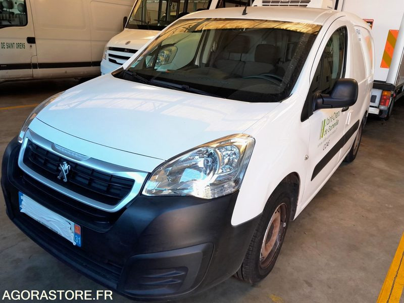 PEUGEOT PARTNER II 1.6 Vti 50026 kms 2016 frigo - Kleintransporter: das Bild 3 PEUGEOT PARTNER II 1.6 Vti 50026 kms 2016 frigo - Kleintransporter: das Bild 3