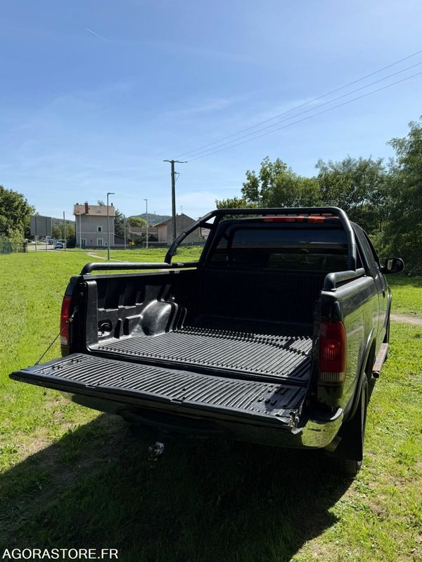PICK UP FORD 4X4 F150 Automatique V8 - ESSENCE GPL - 236000 KMS - PKW: das Bild 3 PICK UP FORD 4X4 F150 Automatique V8 - ESSENCE GPL - 236000 KMS - PKW: das Bild 3