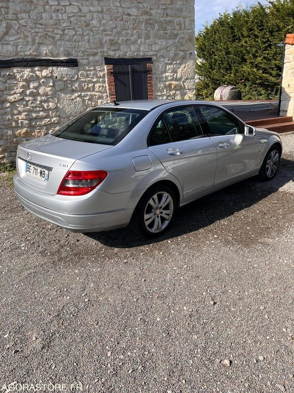 PRIX TTC 0%TVA - MERCEDES C220 CDI AVANTGARDE 2010 135200 km BVA - PKW: das Bild 2 PRIX TTC 0%TVA - MERCEDES C220 CDI AVANTGARDE 2010 135200 km BVA - PKW: das Bild 2