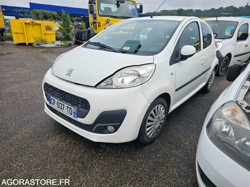 Peugeot 107 - 2013 - 105006km - CP037TD - PKW: das Bild 1 Peugeot 107 - 2013 - 105006km - CP037TD - PKW: das Bild 1