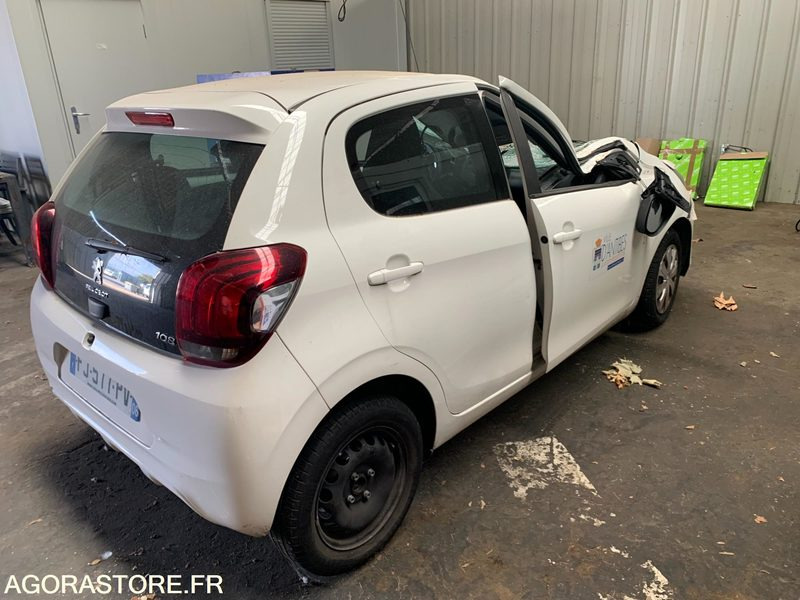 Peugeot 108 - 2019 - 33 967 kms - FJ 577 PV - PKW: das Bild 5 Peugeot 108 - 2019 - 33 967 kms - FJ 577 PV - PKW: das Bild 5