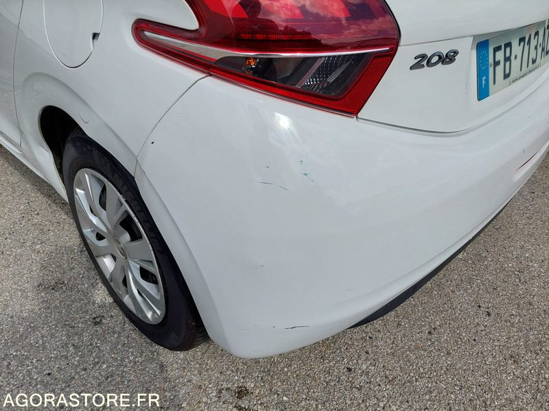 Peugeot 208 - 2018 - 111 261 kms- FB713AZ-ESSENCE - PKW: das Bild 5 Peugeot 208 - 2018 - 111 261 kms- FB713AZ-ESSENCE - PKW: das Bild 5