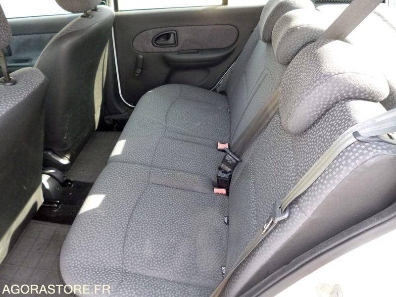 RENAULT CLIO 1.5 DCI - 2007 - PKW: das Bild 5 RENAULT CLIO 1.5 DCI - 2007 - PKW: das Bild 5