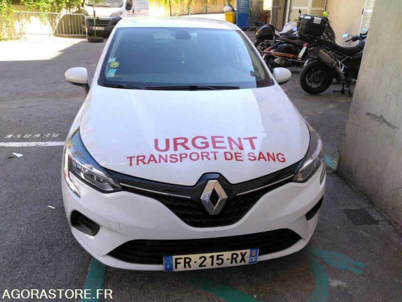 RENAULT CLIO 195977 kms 2020 - PKW: das Bild 3 RENAULT CLIO 195977 kms 2020 - PKW: das Bild 3