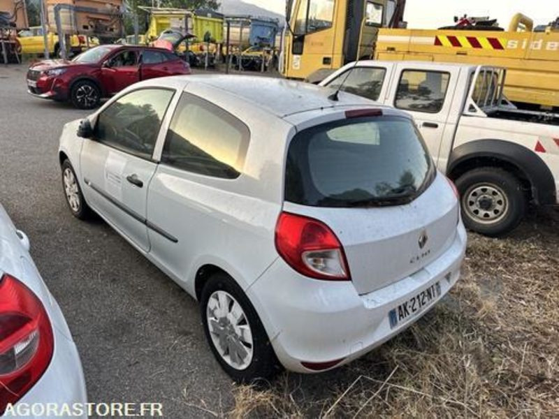 RENAULT CLIO - 2010 - 104062KM - AK212NT - PKW: das Bild 5 RENAULT CLIO - 2010 - 104062KM - AK212NT - PKW: das Bild 5