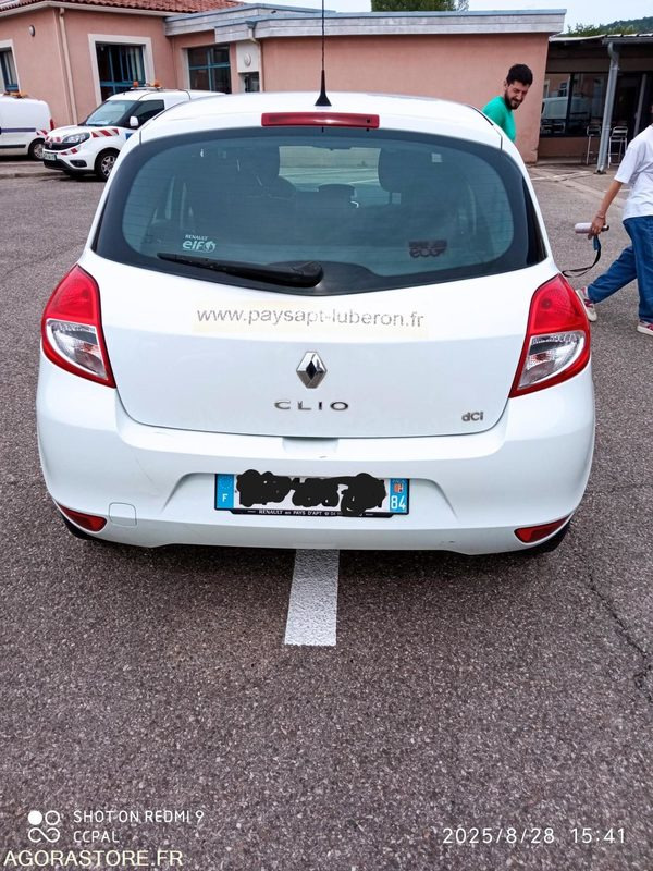 RENAULT CLIO 5 PLACES - PKW: das Bild 3 RENAULT CLIO 5 PLACES - PKW: das Bild 3