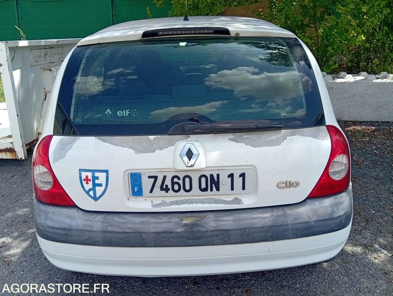 RENAULT CLIO - PKW: das Bild 2 RENAULT CLIO - PKW: das Bild 2