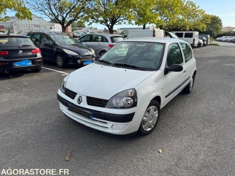 RENAULT CLIO SOCIETE - PKW: das Bild 1 RENAULT CLIO SOCIETE - PKW: das Bild 1