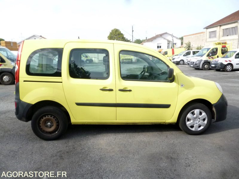 RENAULT KANGOO 1.5 DCI 5 PLACES - PKW: das Bild 4 RENAULT KANGOO 1.5 DCI 5 PLACES - PKW: das Bild 4